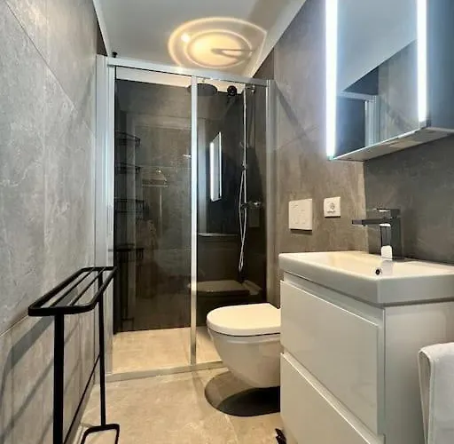 Apartment Nalia In Ossuccio